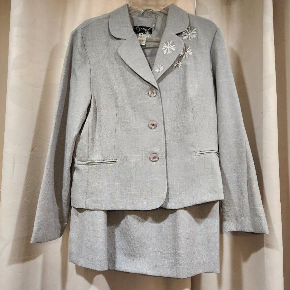 Grey embellished two piece jacket / skirt set by Spago size 16